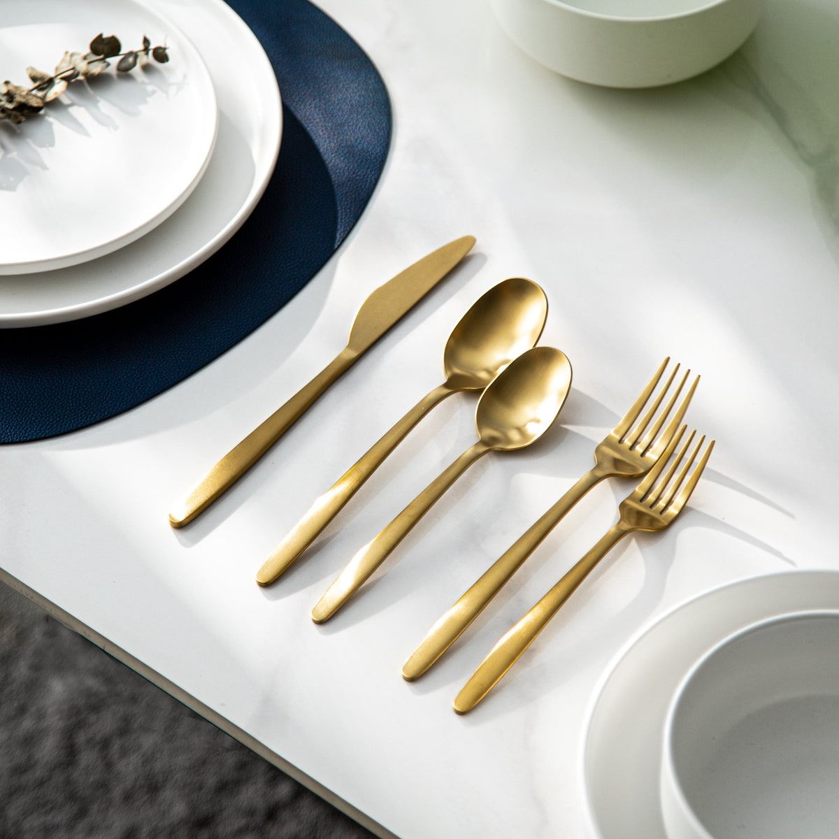 Tia Flatware