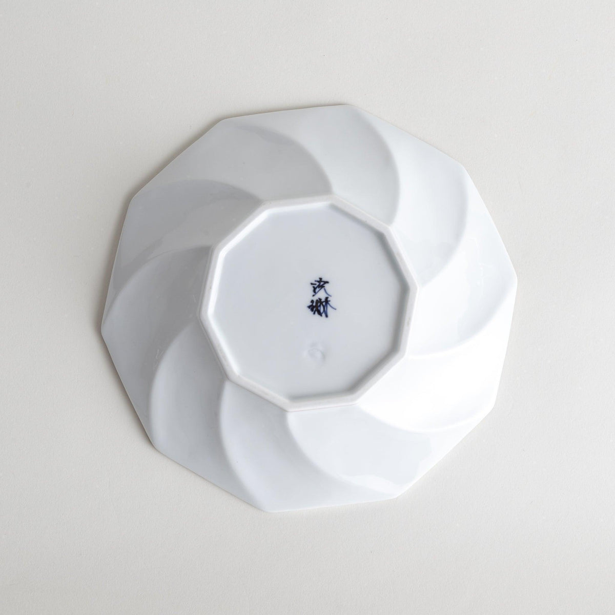 Geometric Blossom Rimmed Luncheon Plate