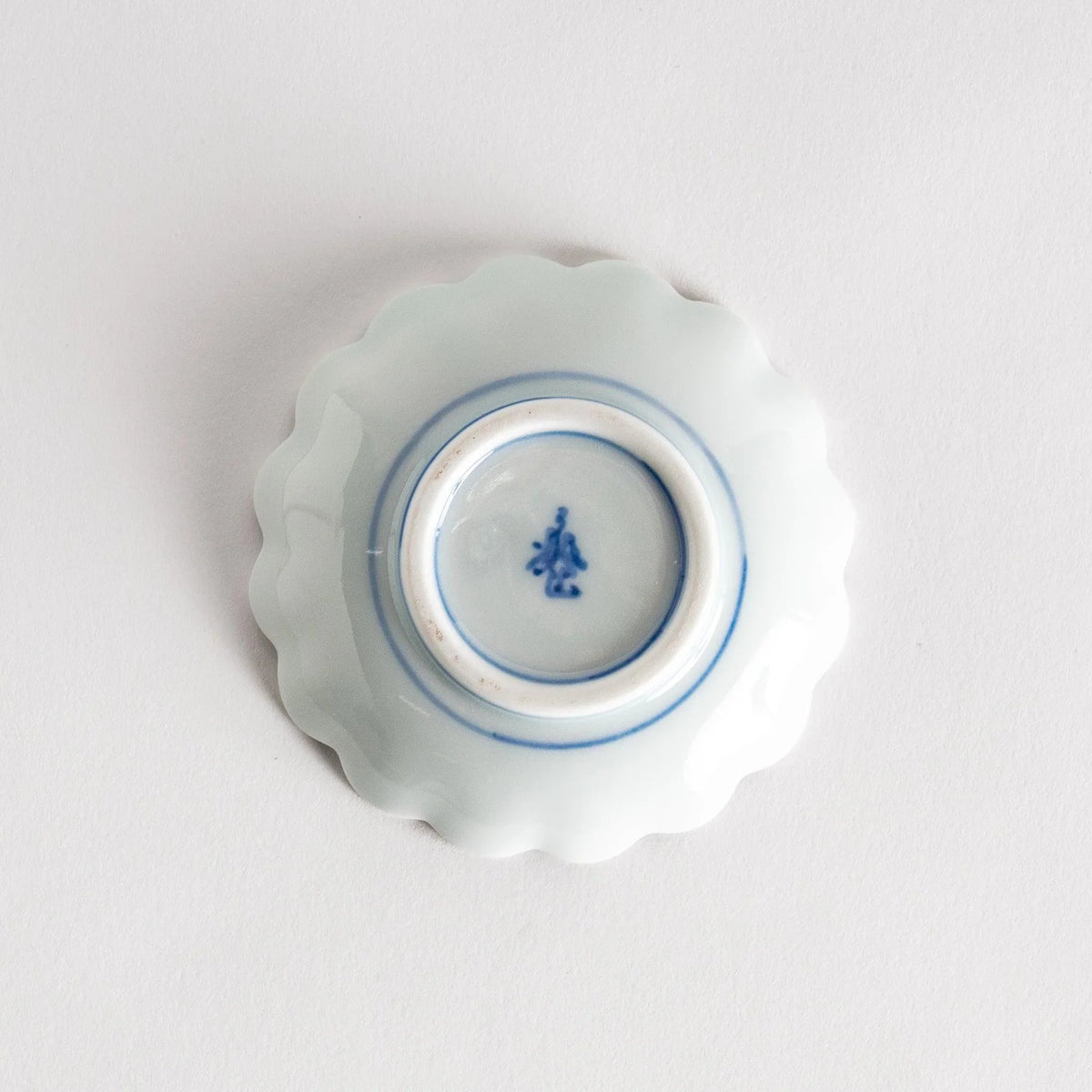Petal Pattern Sauce Dish